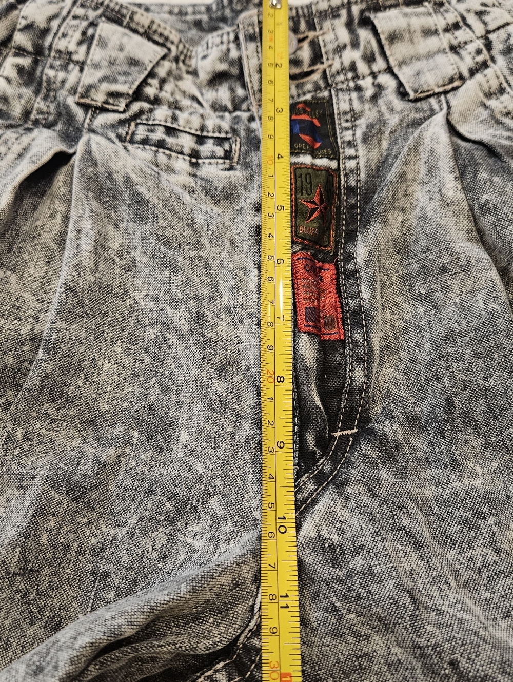 Vintage 80s Cotler Acid Wash Denim Shorts Size 32 –  Pleated Retro Jean Shorts - Picture 6 of 8